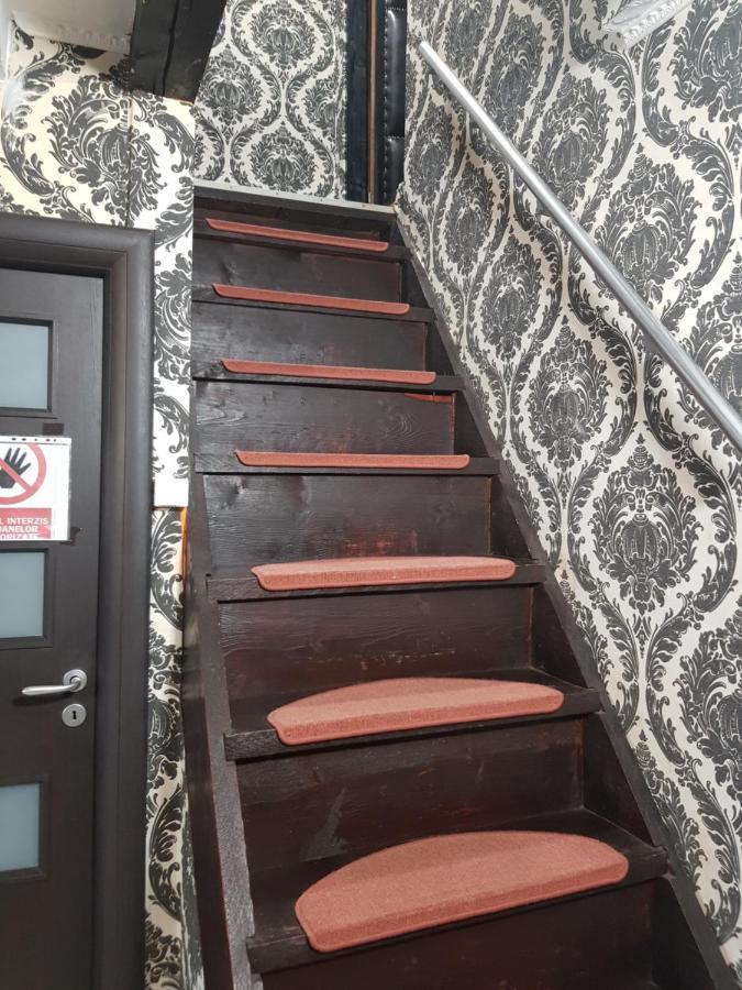Mpoint Motel Bucarest Extérieur photo