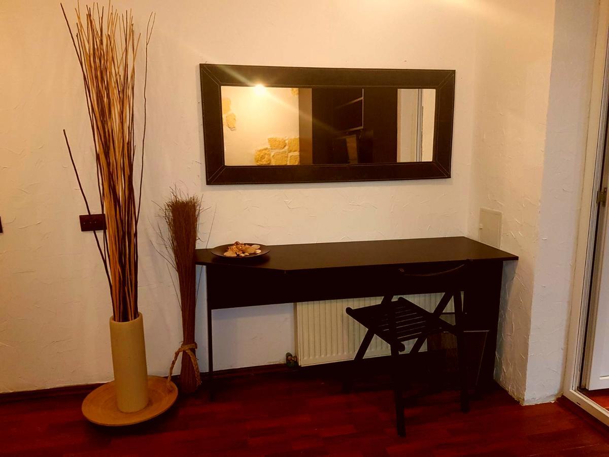 Mpoint Motel Bucarest Extérieur photo